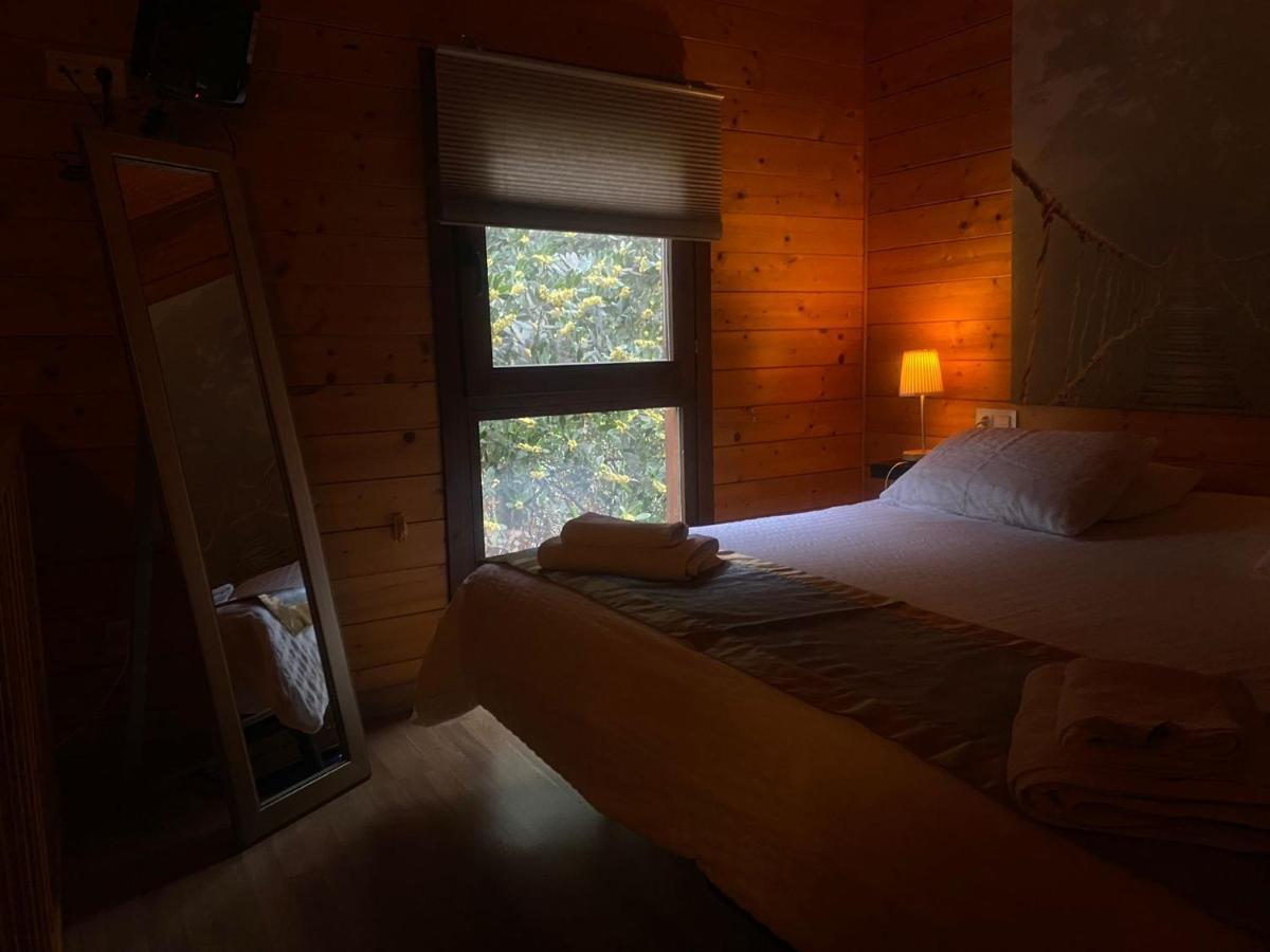 Apartamentos El Bosquet Сан-Кугат-дал-Бальєс Екстер'єр фото
